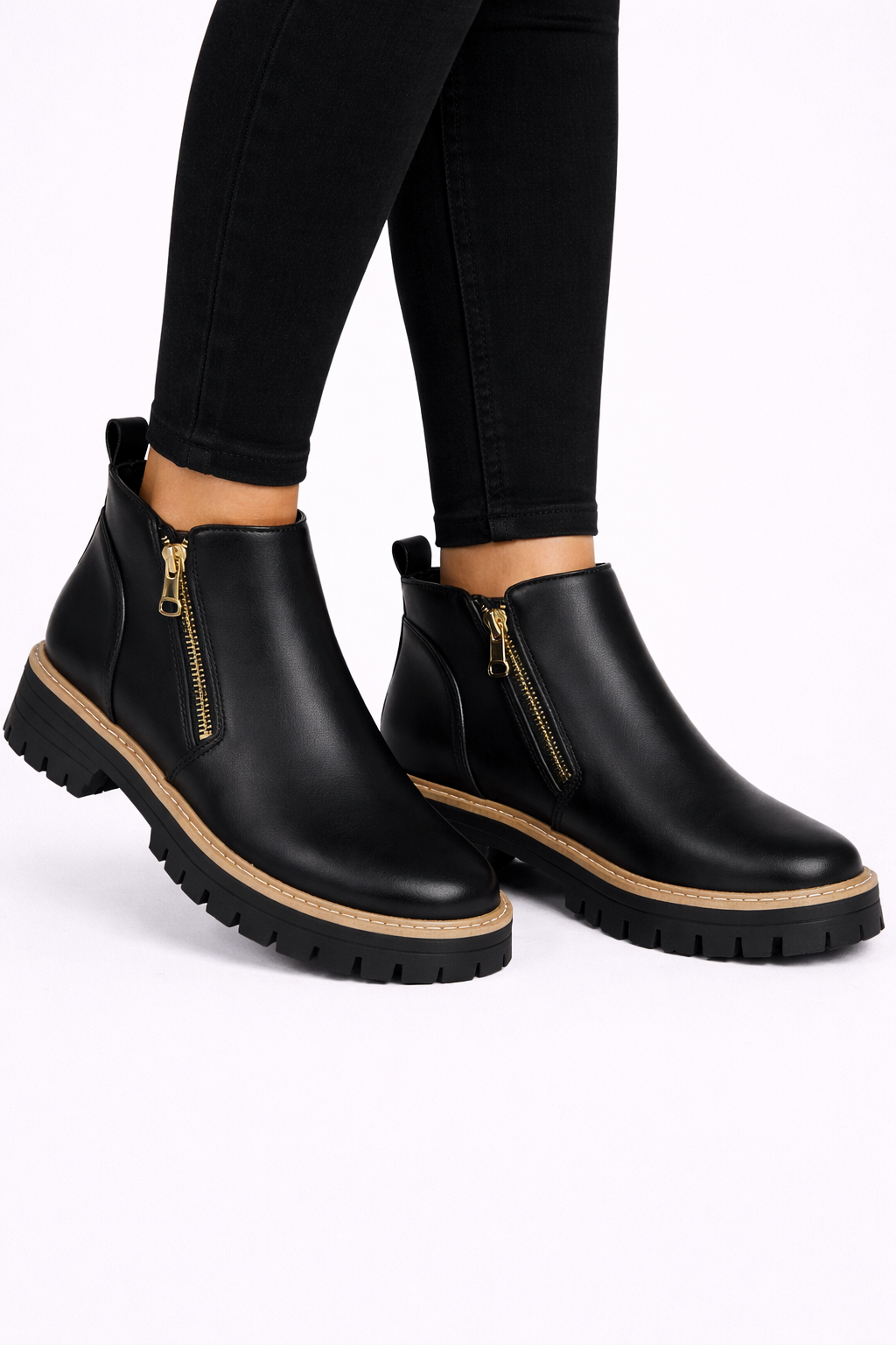 Botines tobilleras con cremallera y suela track